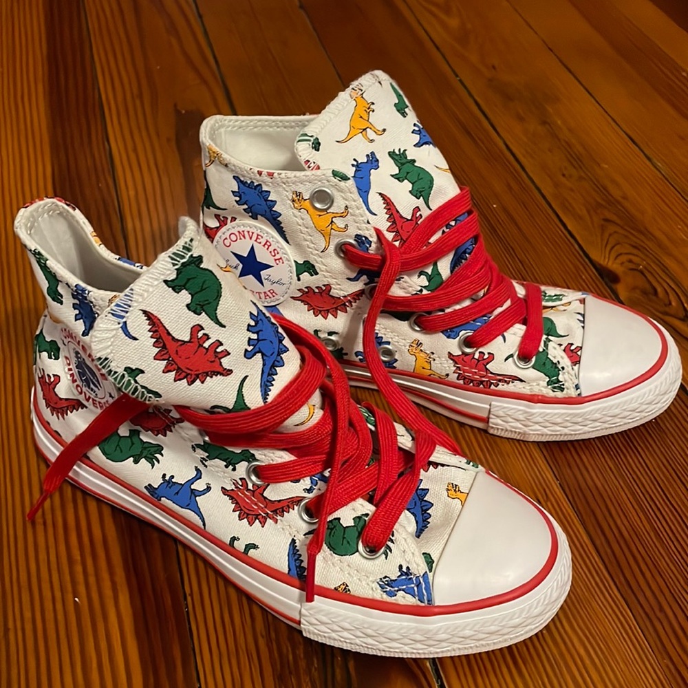 Kids converse high top dinosaur sneakers size 1